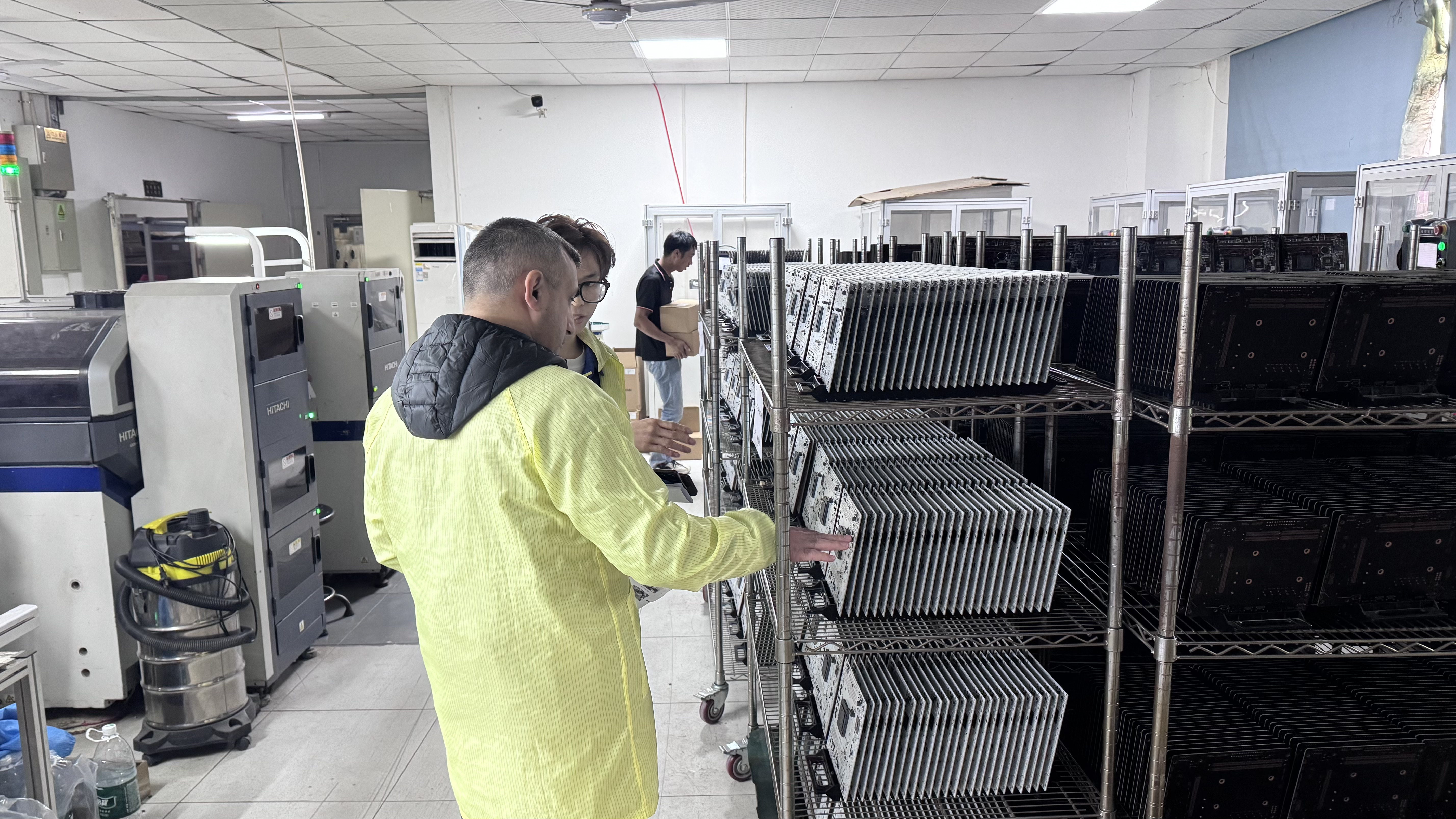 uae-customer-visit-angxun-technology-cooperation (3).jpg